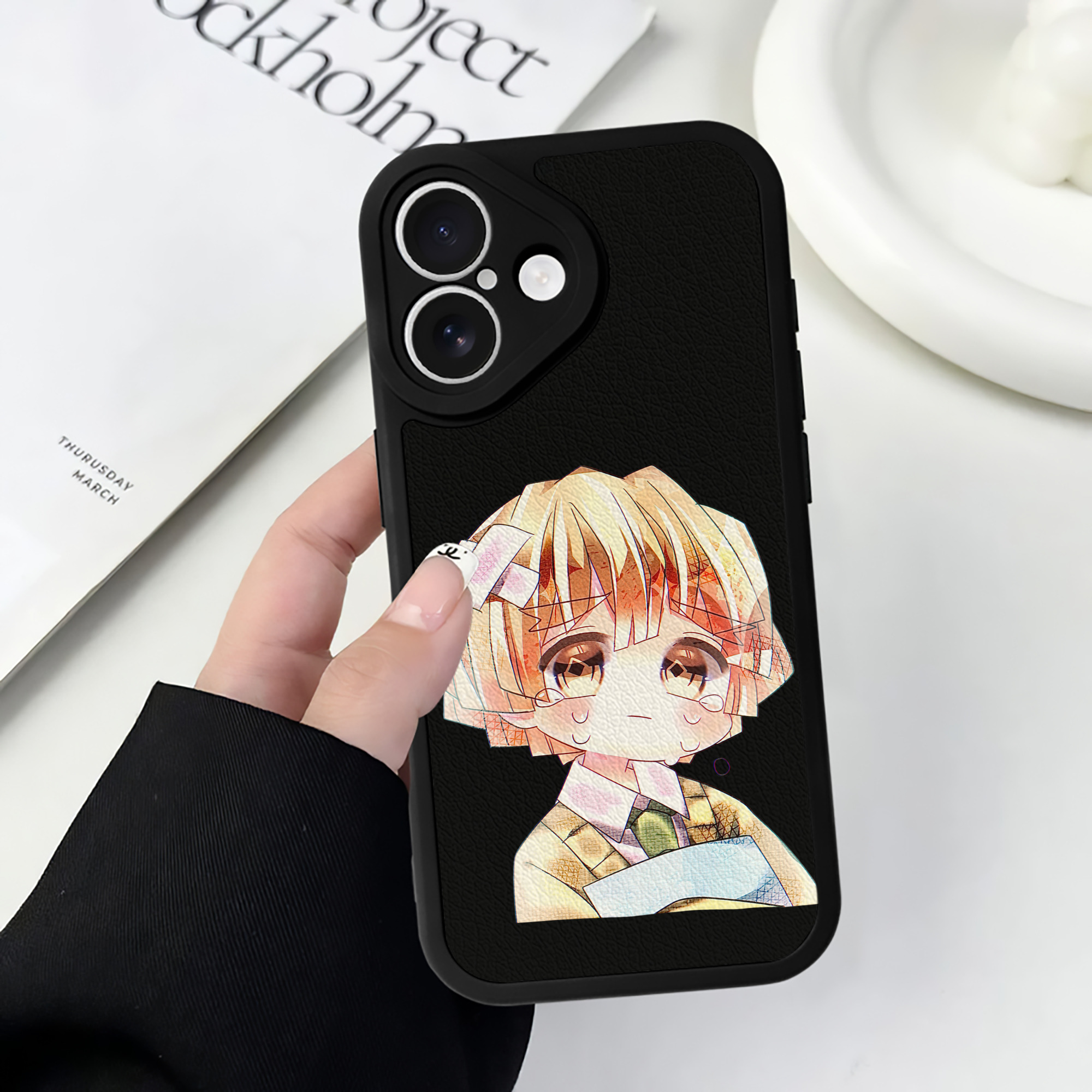 （画像用） 鬼滅の刃（きめつのやいば）我妻 善逸／あがつま ぜんいつ Agatsuma Zenitsu 【iPhone 16シリーズ対応】シリコンスマホケース（レザー調） 材質：シリコン